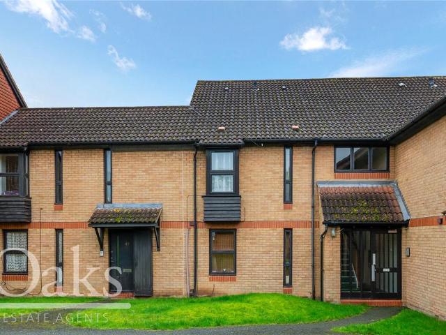 Flat for sale in London Borough of Croydon, South Norwood