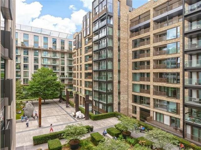Flat for sale in Fitzrovia, Greater London