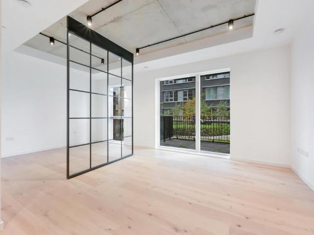 Flat for sale in Goodluck Hope, Cat Hill