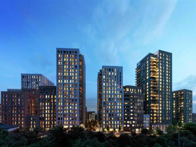 Flat for sale in London Borough of Ealing, Park Royal