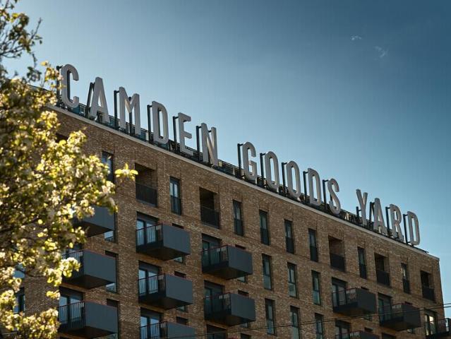 Flat for sale in Chalk Farm, Primrose Hill