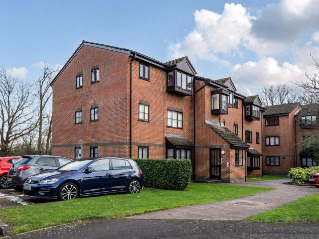 Flat for sale in Greater London