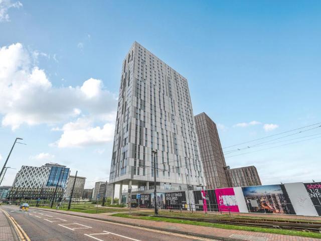 Flat for sale in Salford, Greater Manchester