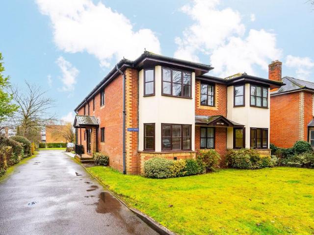 Flat for sale in Westfield, Woking
