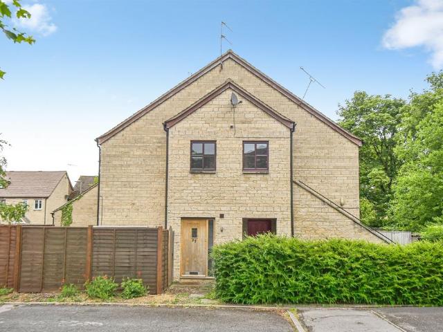 Flat for sale in Black Bourton, Oxfordshire
