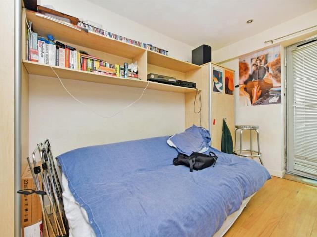 Flat for sale in Greenbank, Mount Wise