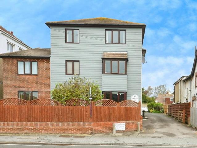 Flat for sale in Clapham, West Sussex