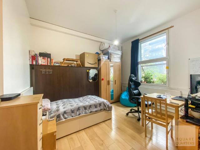 Flat for sale in Holloway, Lower Holloway