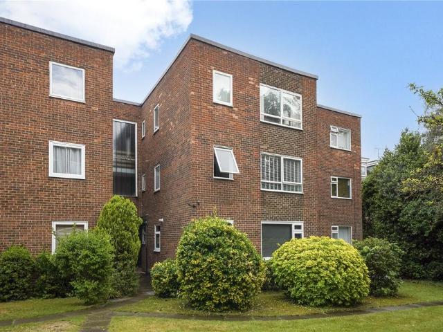 Flat for sale in Greater London