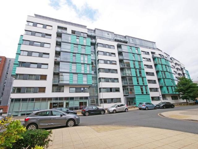 Flat for sale in Holbeck, West Yorkshire