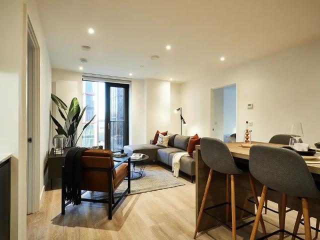 Flat for sale in City Centre, Georgia
