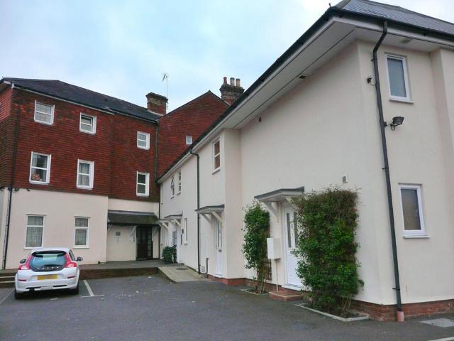 Flat for sale in North Town, Aldershot