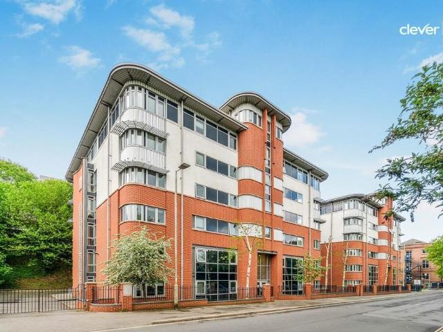 Flat for sale in Pennycomequick, Mount Wise