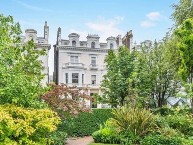 Flat for sale in Notting Hill, Greater London