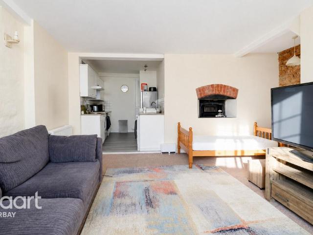Flat for sale in Ellacombe, Torquay