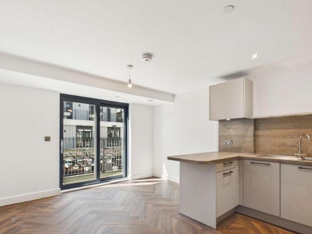 Flat for sale in Jewellery Quarter, West Midlands