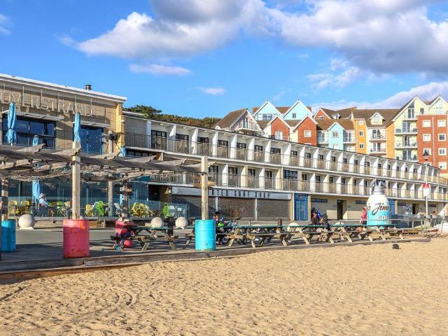Flat for sale in Boscombe, Bournemouth