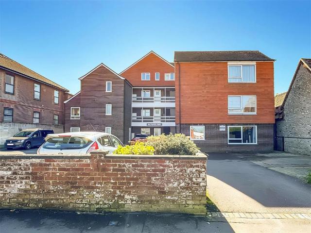 Flat for sale in Clapham, West Sussex