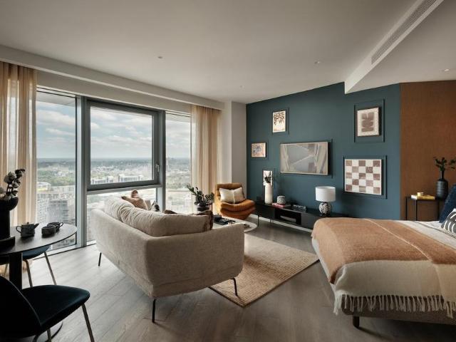 Flat for sale in Canary Wharf, Greater London