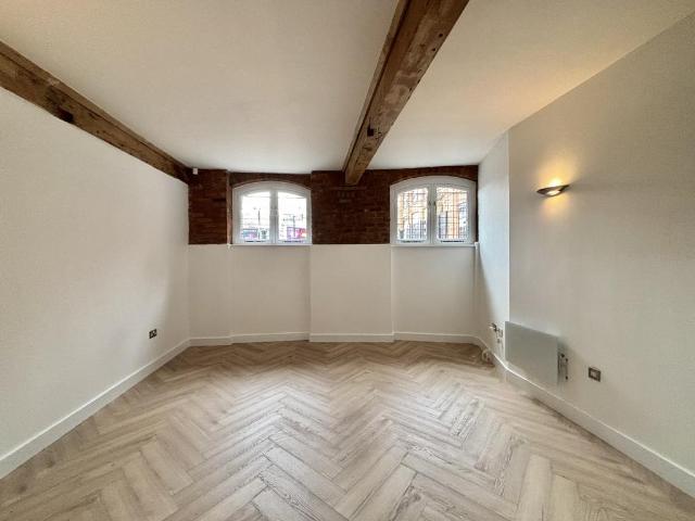 Flat for sale in City Centre, Georgia