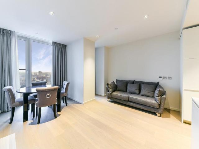 Flat for sale in The Borough, Cat Hill