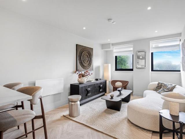 Flat for sale in Brunswick