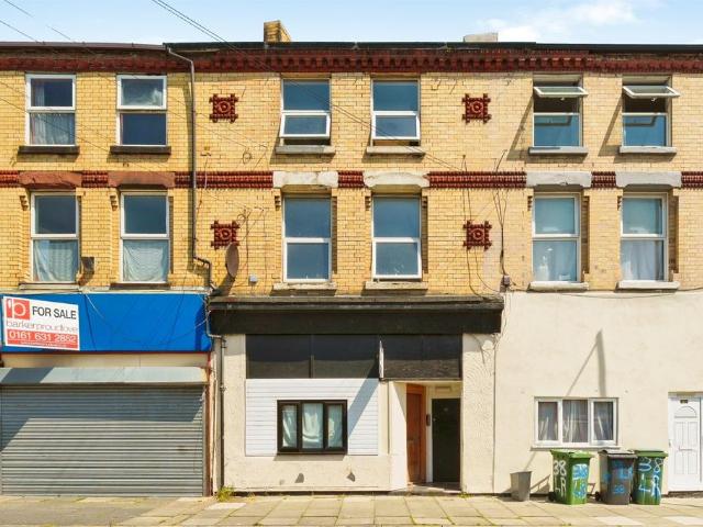 Flat for sale in Liscard, Wirral
