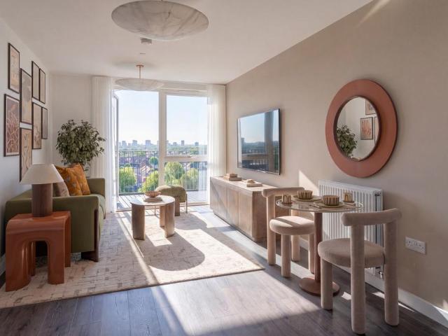 Flat for sale in Hayes, Greater London