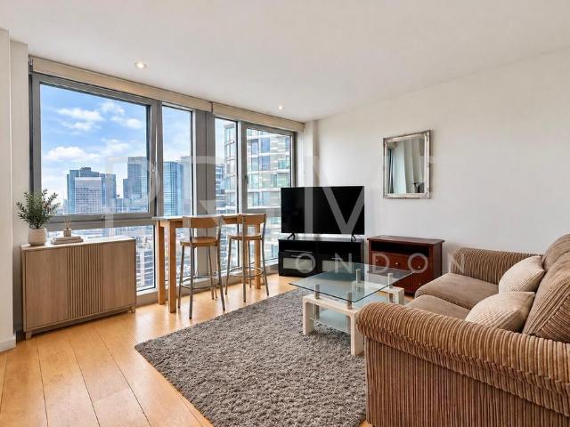 Flat for sale in New Providence Wharf, Greater London