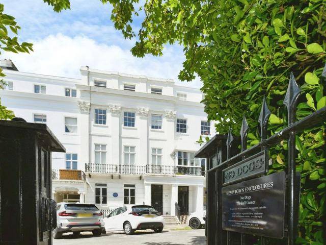 Flat for sale in Brighton Marina Village, Brighton & Hove