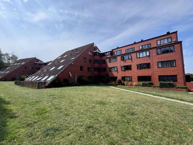 Flat for sale in Westone, Northampton
