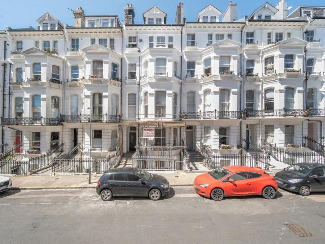 Flat for sale in Brunswick, Brighton & Hove