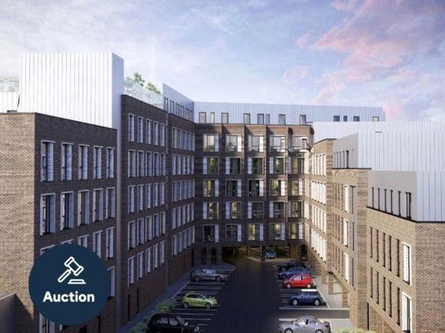 Flat for sale in Calderstones