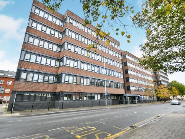 Flat for sale in Okus, Swindon