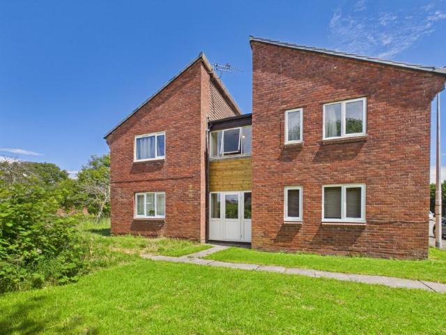 Flat for sale in East Clevedon, Clevedon