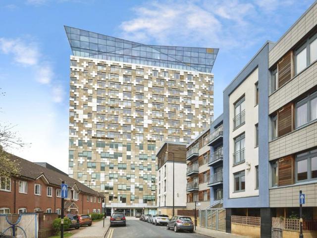 Flat for sale in Edgbaston, West Midlands