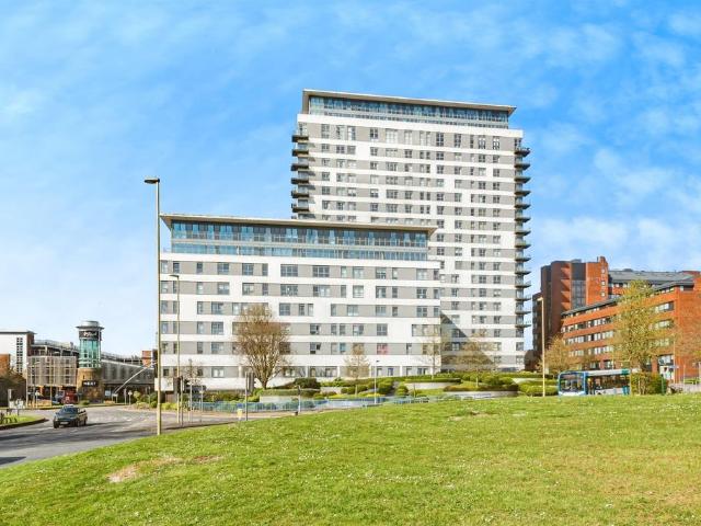 Flat for sale in Riverdene, Priest Down