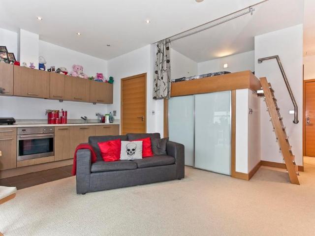 Flat for sale in Greater London
