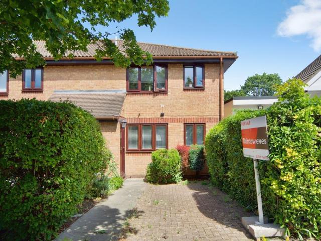 Flat for sale in Collier Row, Greater London