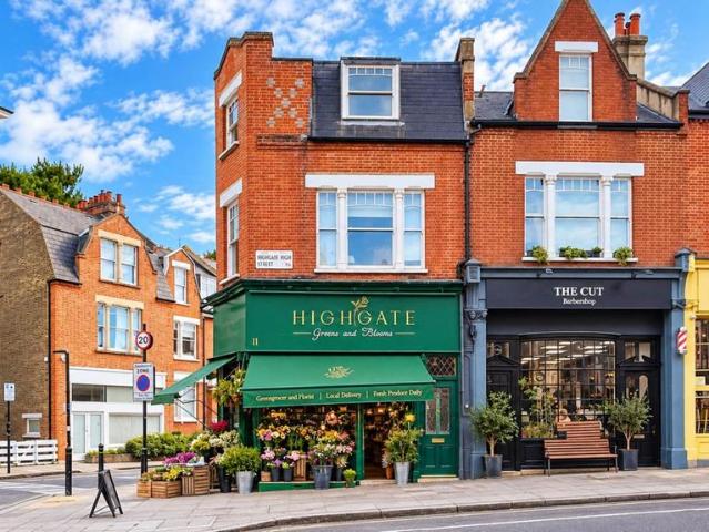 Flat for sale in London Borough of Camden, Greater London