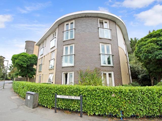 Flat for sale in Blackhills, Surrey