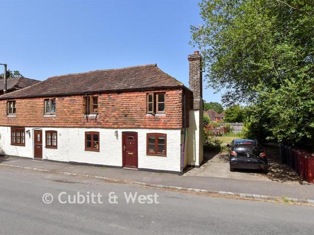 Flat for sale in Littlecote, West Sussex