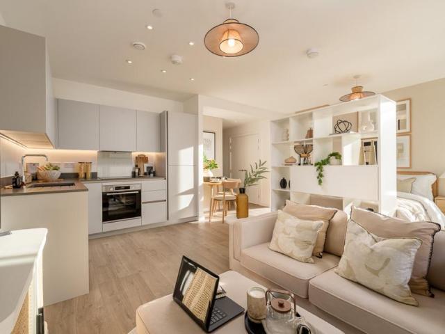Flat for sale in Finsbury, Greater London