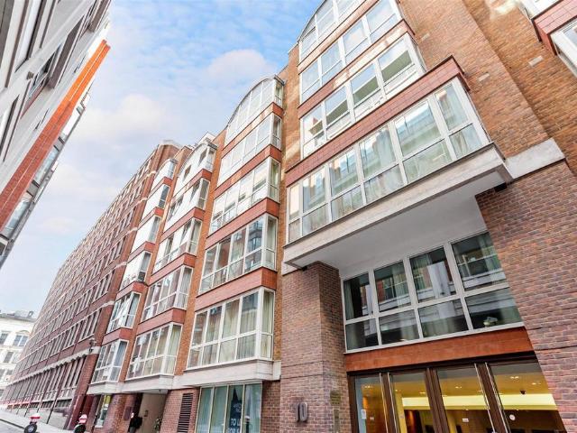 Flat for sale in Blackfriars, Lyons