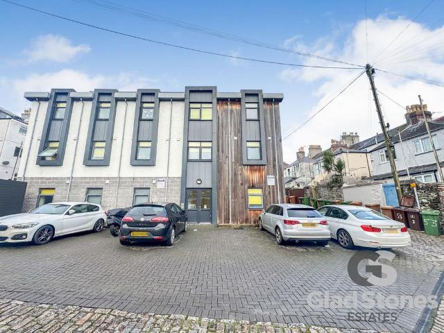 Flat for sale in St.Judes, Mount Wise
