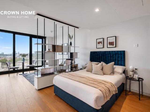 Flat for sale in Greater London