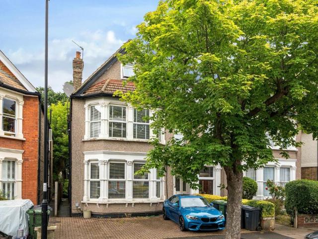 Flat for sale in London Borough of Lewisham, Greater London