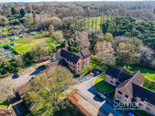 Flat for sale in New Catton, East Bank