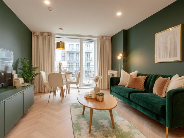 Flat for sale in Milton, Hamerton