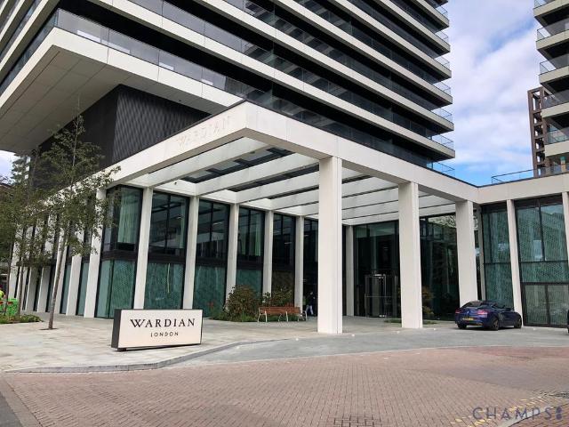 Flat for sale in Canary Wharf, Greater London